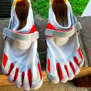 Vibram 5 Fingers shoes